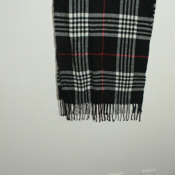 Plaid 100% Cashmere Made in Scottland Fringe Scarf - Picture 2 of 4
